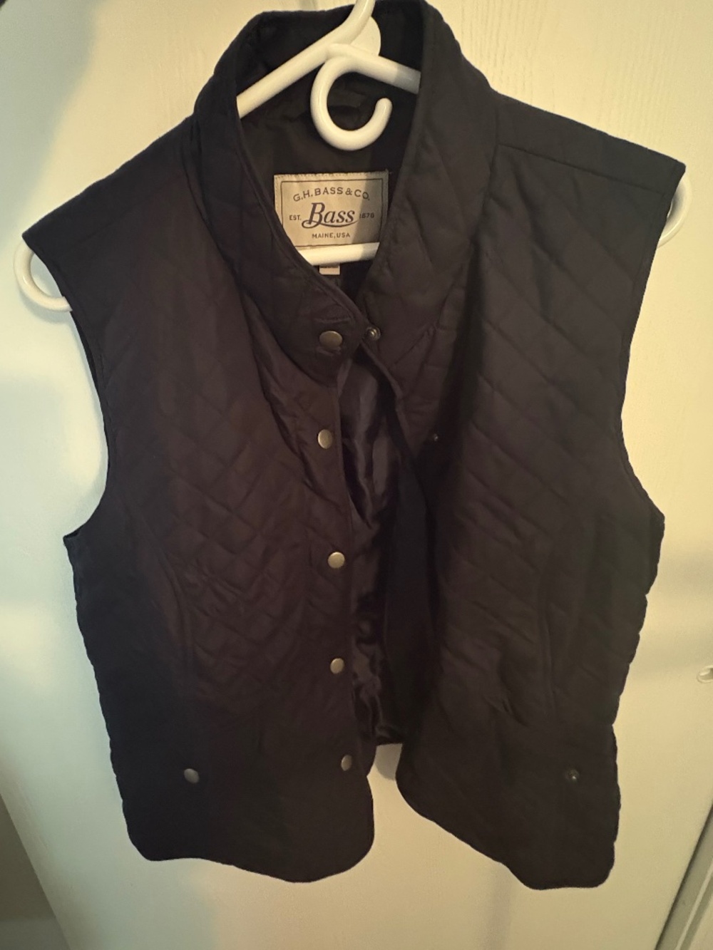 Women's Navy Bass Vest Size Large